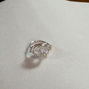 Stunning Silver Ring with Clear Gemstone